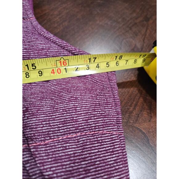 The North Face Women’s Pseudio Puffer Vest Heather Dark Berry Stripe Size S - Picture 4 of 5